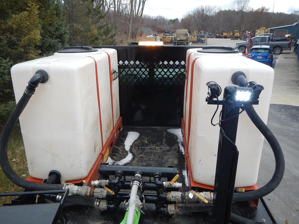 Used 2019 DITCH WITCH JT20