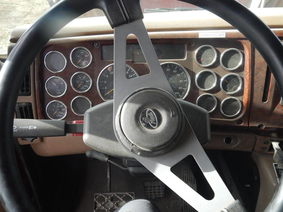 Used 2005 MACK GRANITE CV713