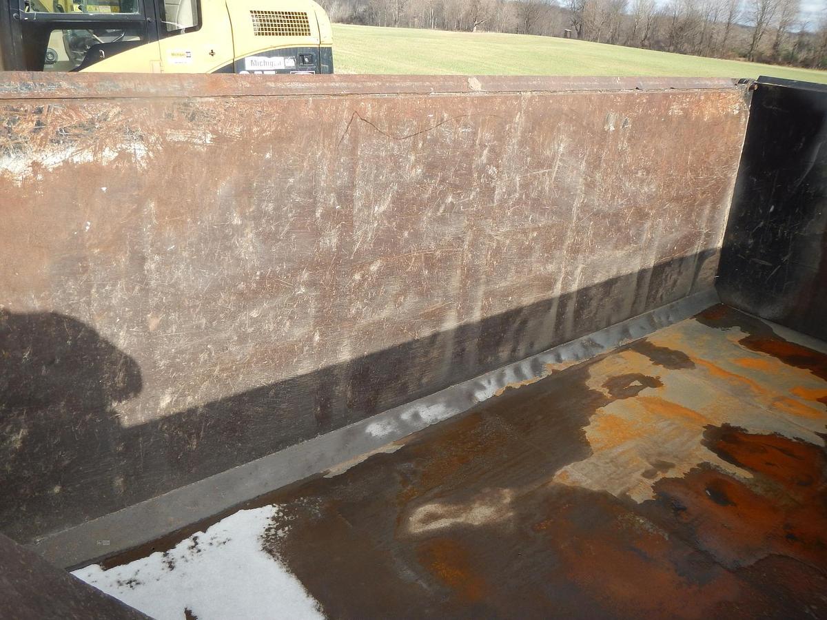 Used 2005 MACK GRANITE CV713