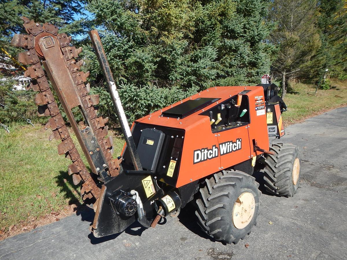 Used 2017 DITCH WITCH 410SX