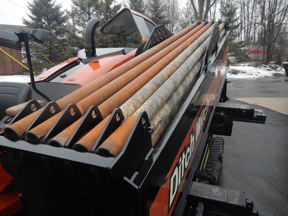 Used 2017 DITCH WITCH JT25