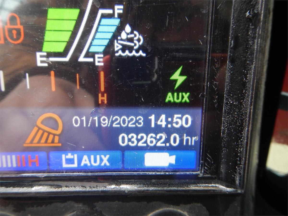 Used 2017 TAKEUCHI TL12V2