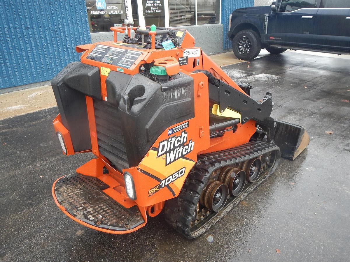 Used 2022 DITCH WITCH SK1050