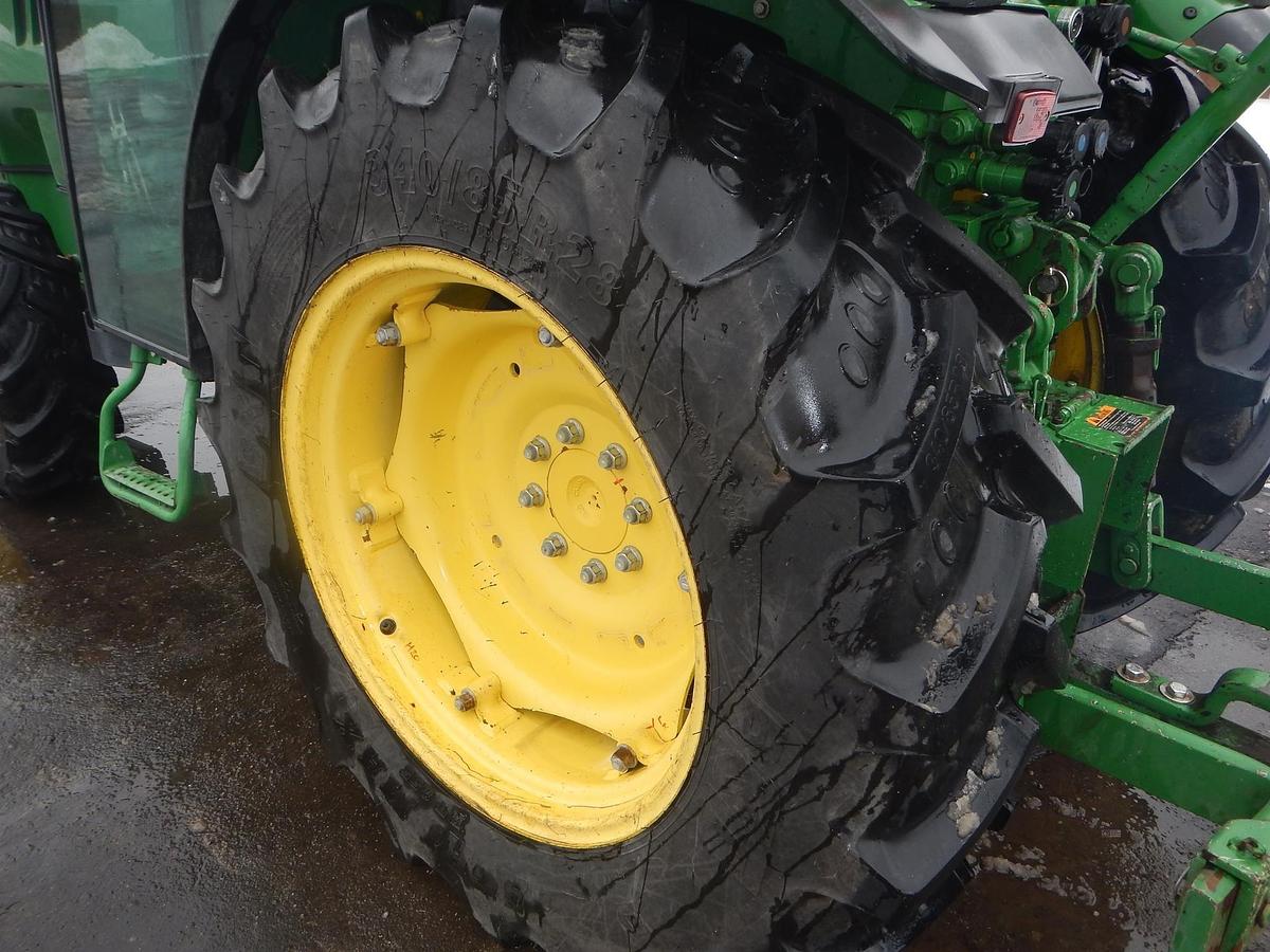 Used 2021 JOHN DEERE 5075GN