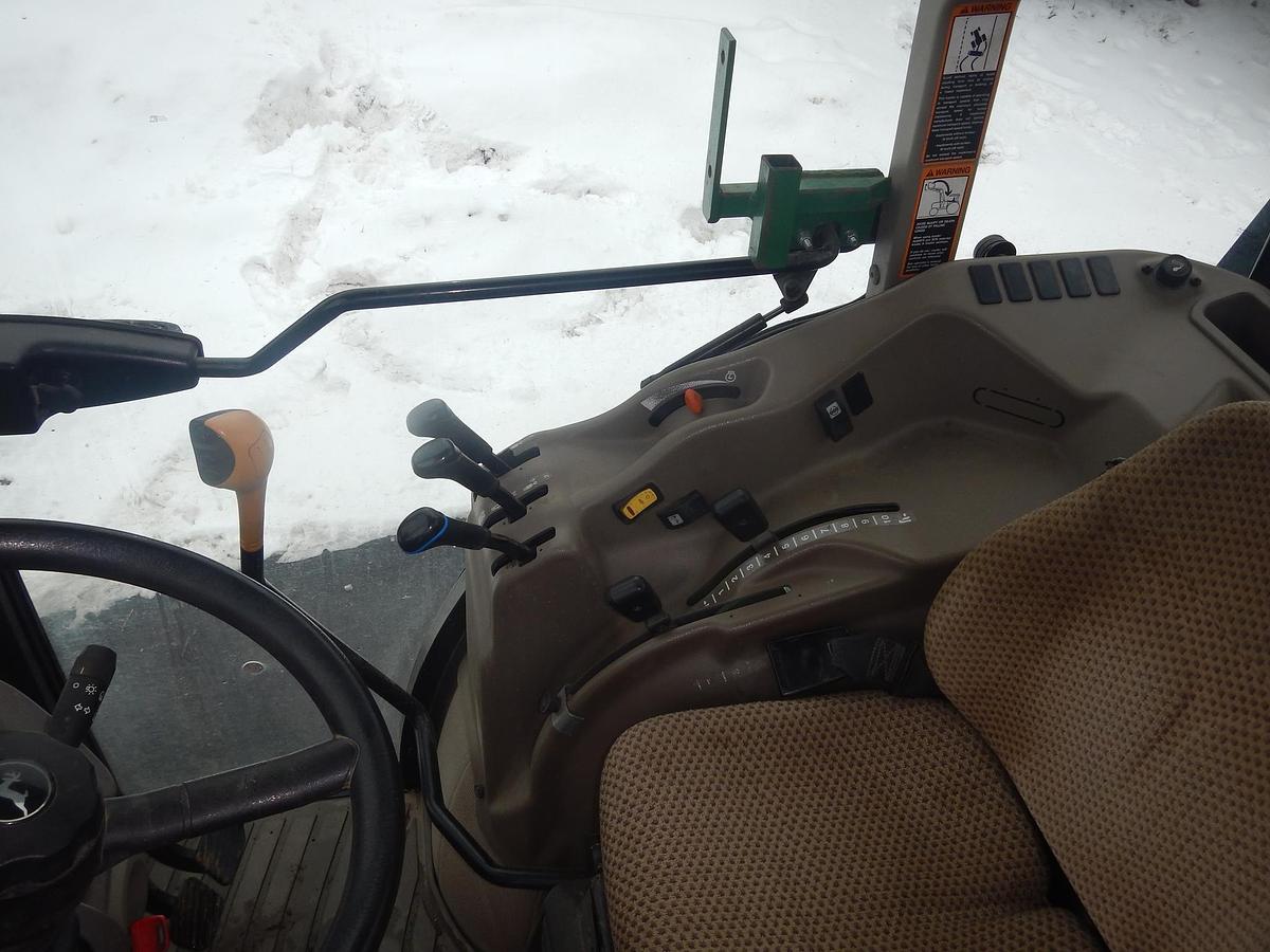 Used 2021 JOHN DEERE 5075GN