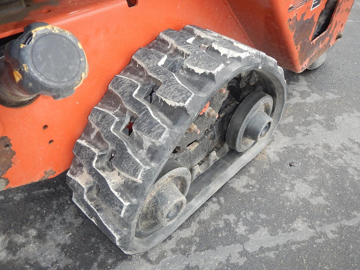 Used 2013 DITCH WITCH RT20