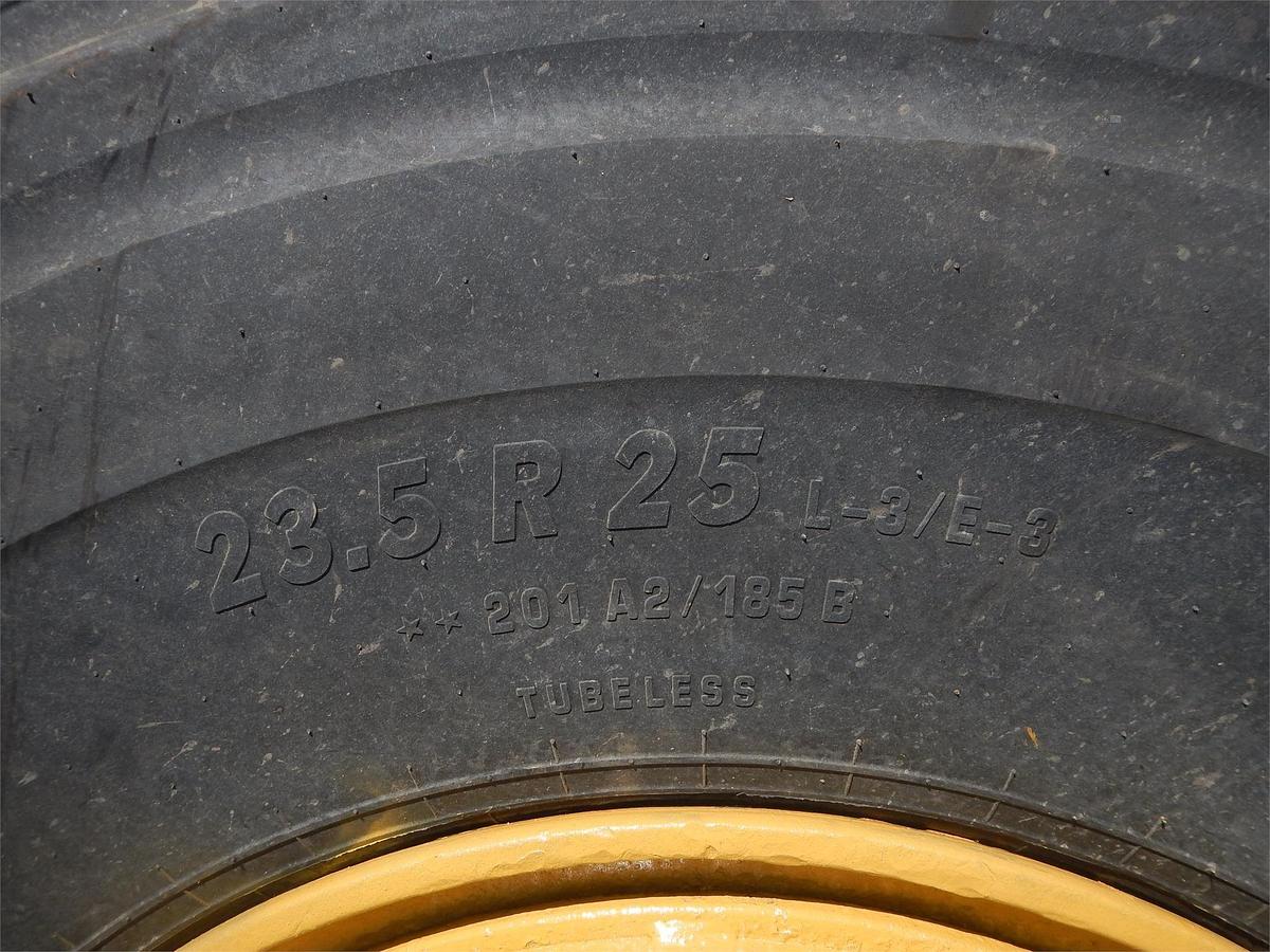 Used 1994 CATERPILLAR 950 II