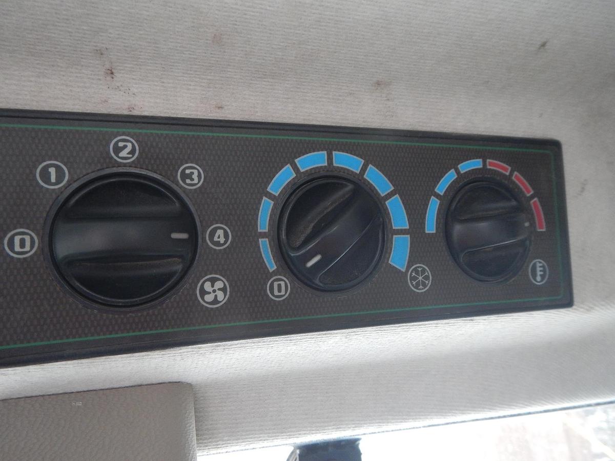 Used 2021 JOHN DEERE 5075GN