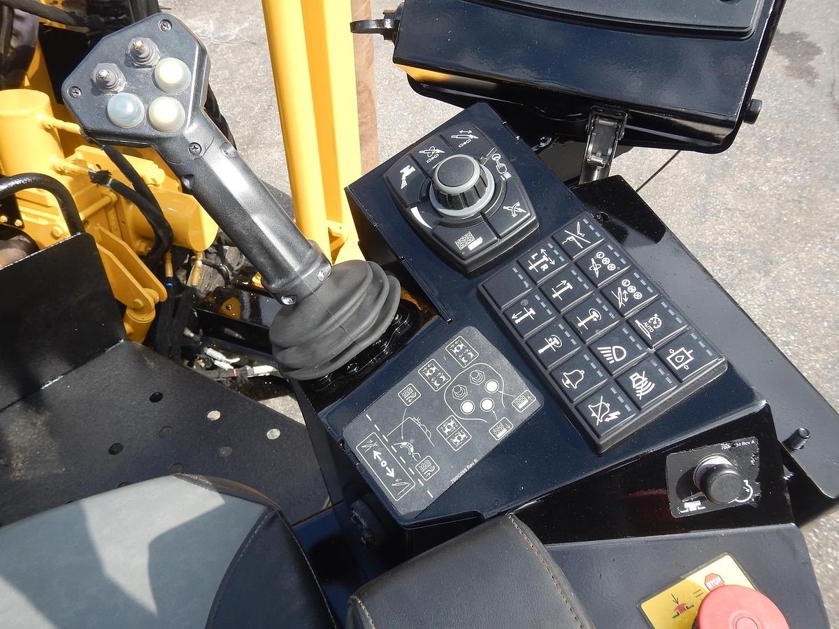 Used 2024 VERMEER NAVIGATOR D23X30 S3