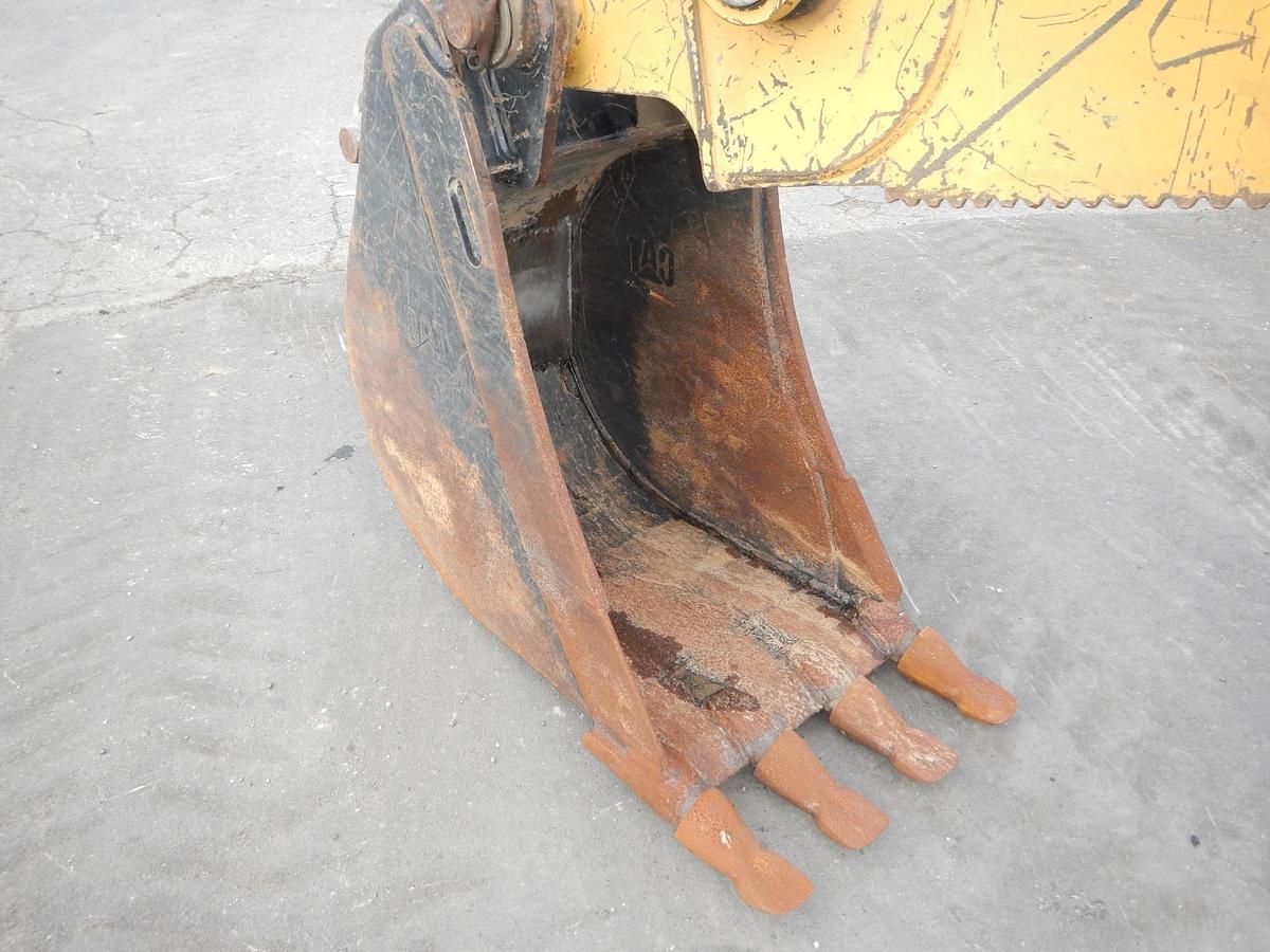 Used 2020 CATERPILLAR 420