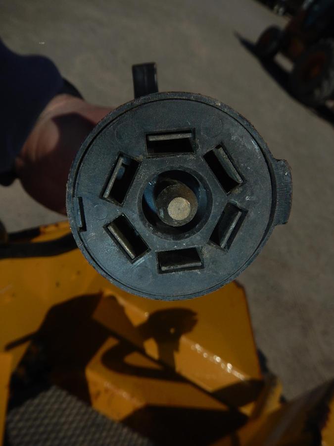 Used 2019 MAVERICK Tandem Axle