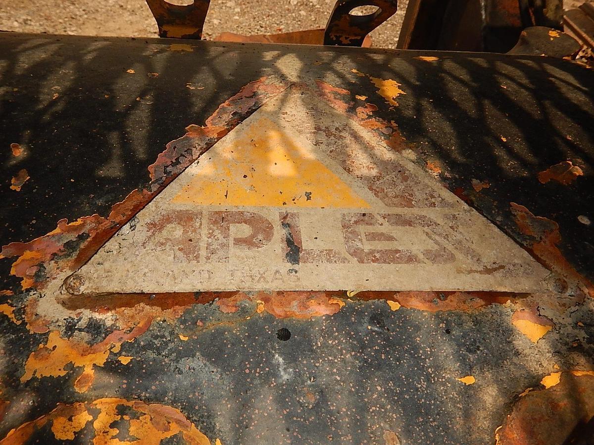 Used 1999 VERMEER NAVIGATOR D50X100A