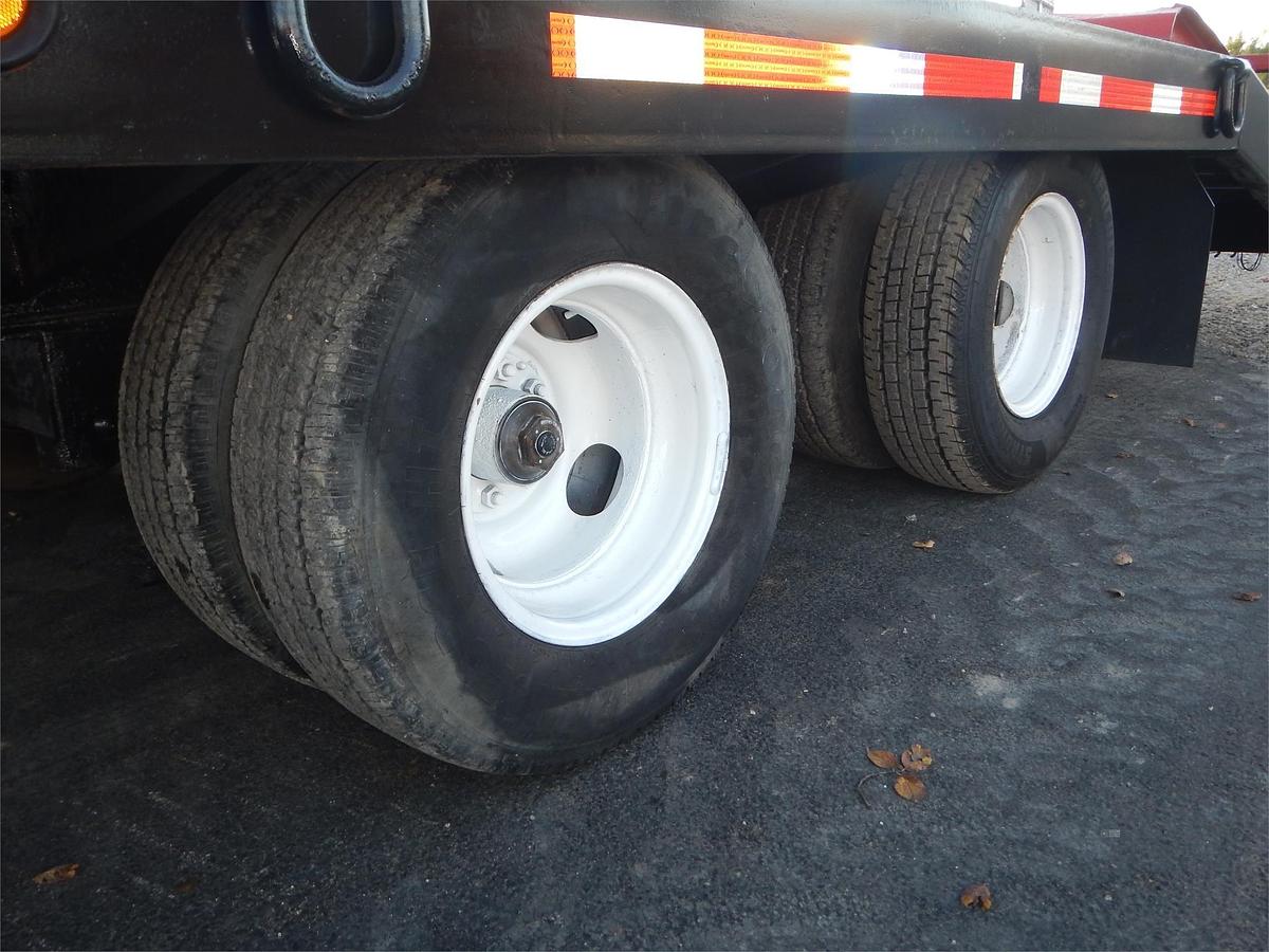 Used 2001 TOWMASTER Fixed Tandem Axle