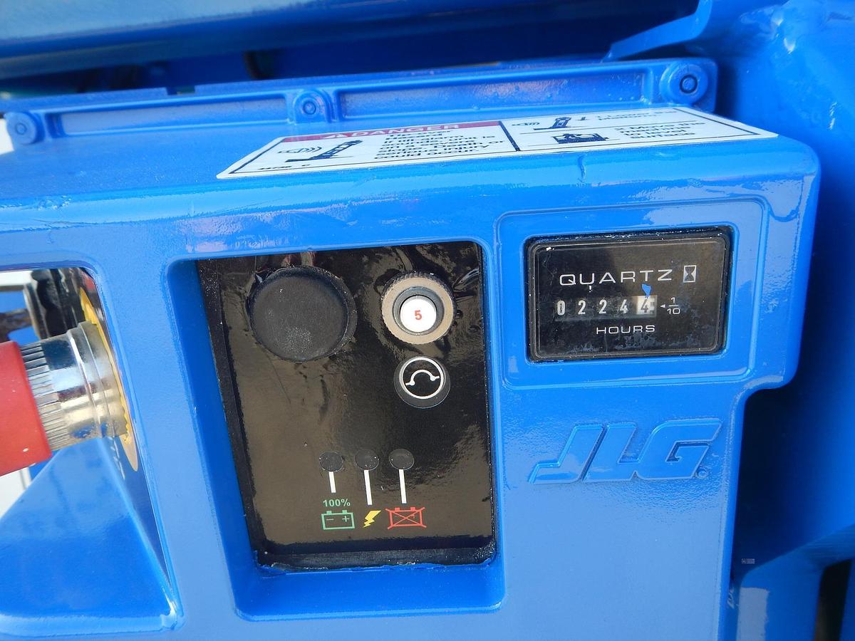 Used 2015 JLG 2646ES