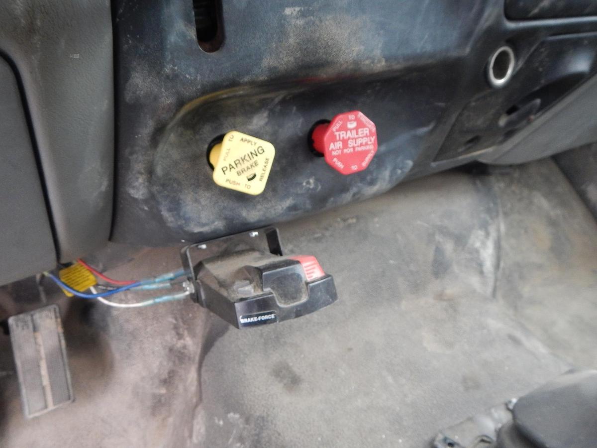 Used 2005 FORD F650 SD