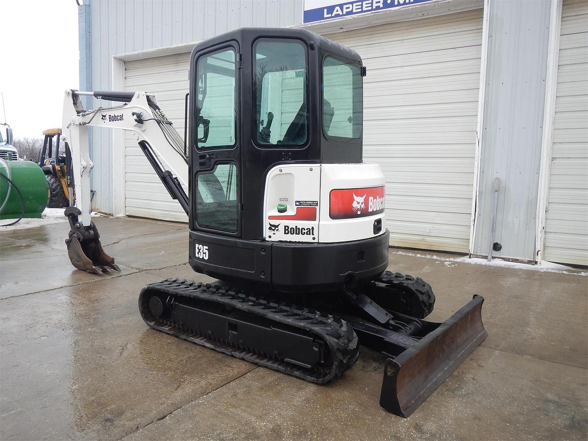 Used 2014 BOBCAT E35