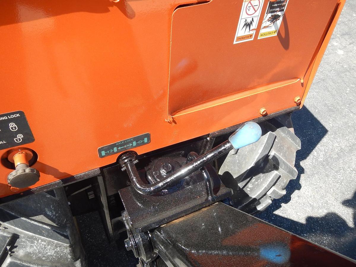 Used 1999 DITCH WITCH 255SX