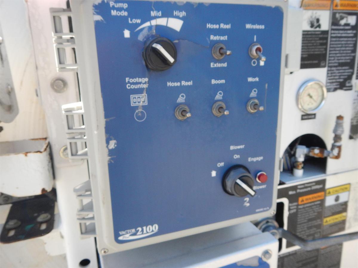 Used 2012 KENWORTH T800