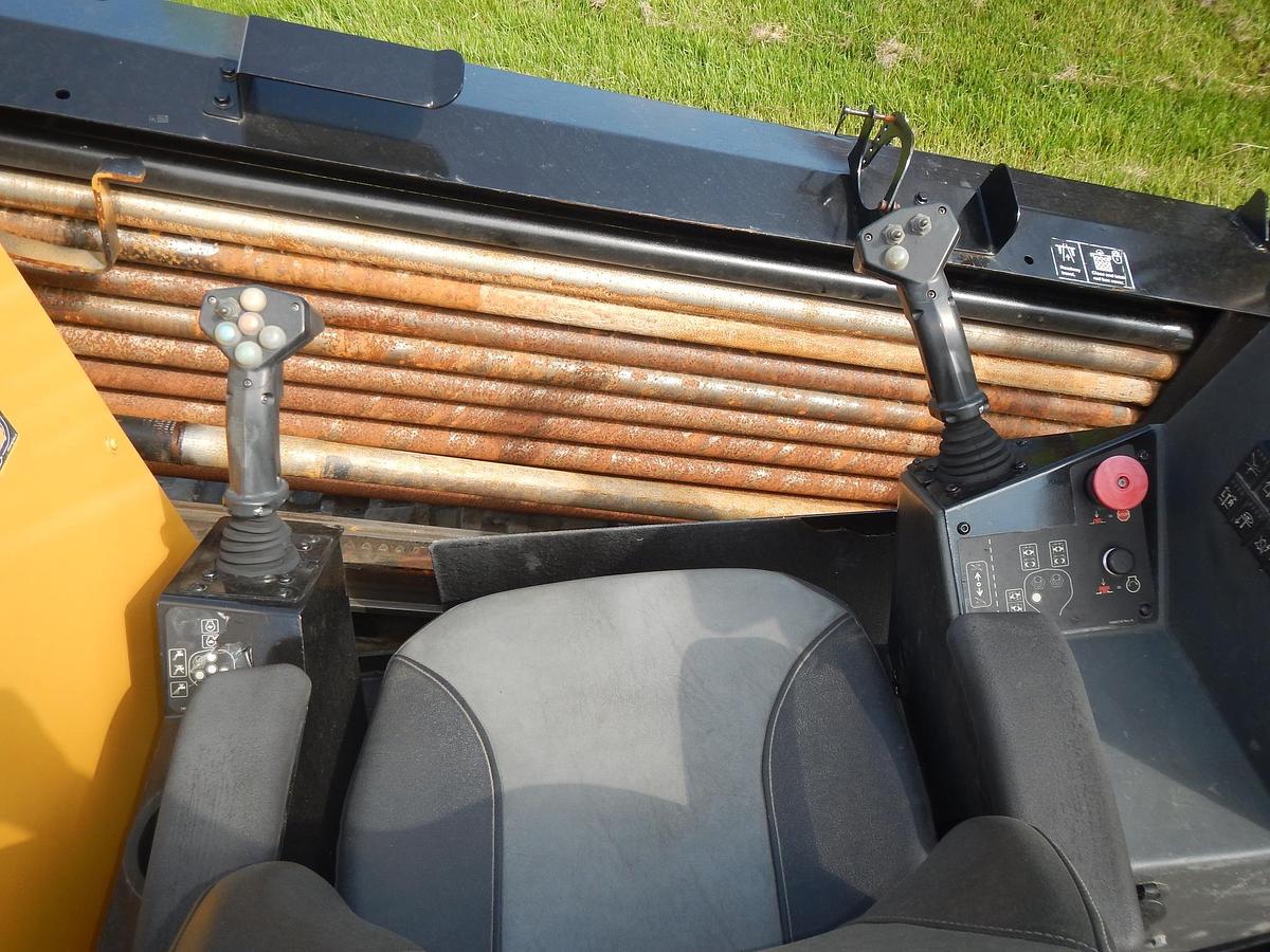 Used 2017 VERMEER NAVIGATOR D10X15 SERIES III