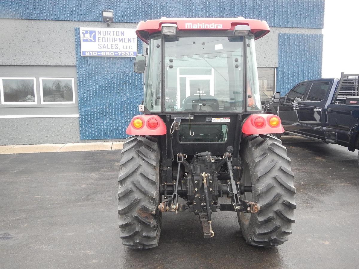 Used MAHINDRA 2555