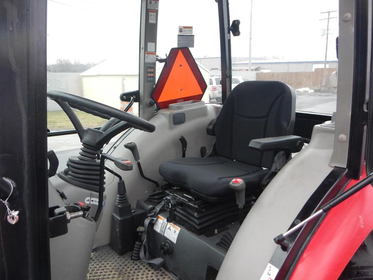 Used MAHINDRA 2555