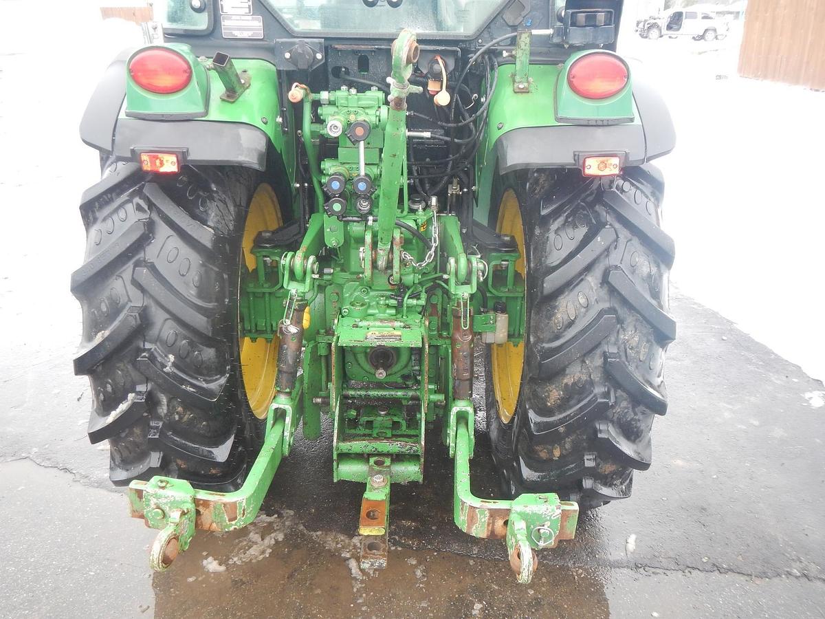 Used 2021 JOHN DEERE 5075GN