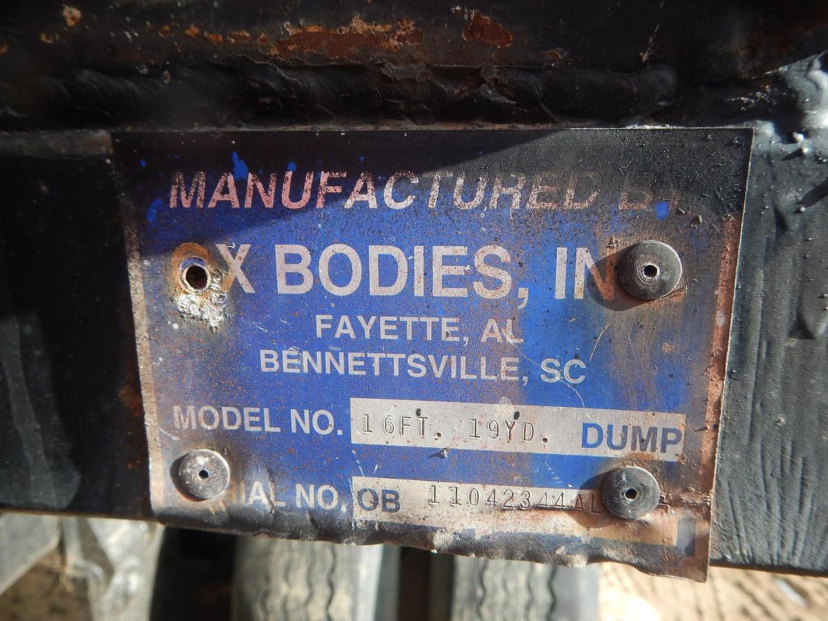 Used 2005 MACK GRANITE CV713