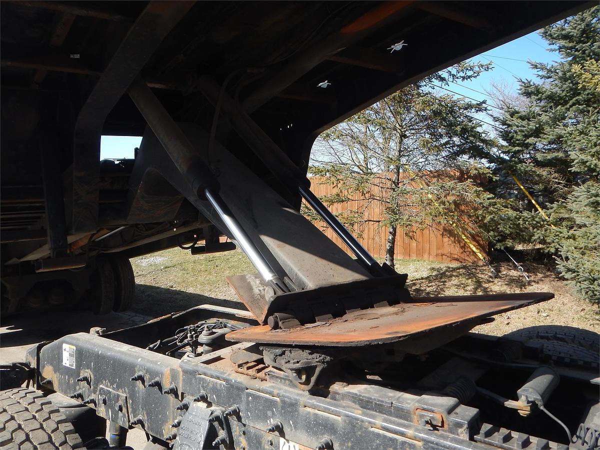 Used 1998 LANDOLL Sliding