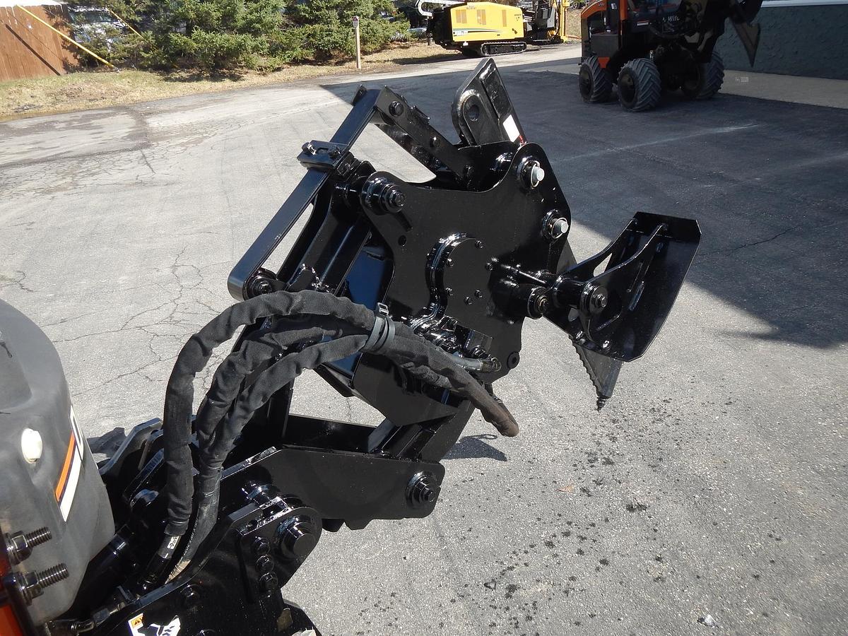 Used 2012 DITCH WITCH 420SX