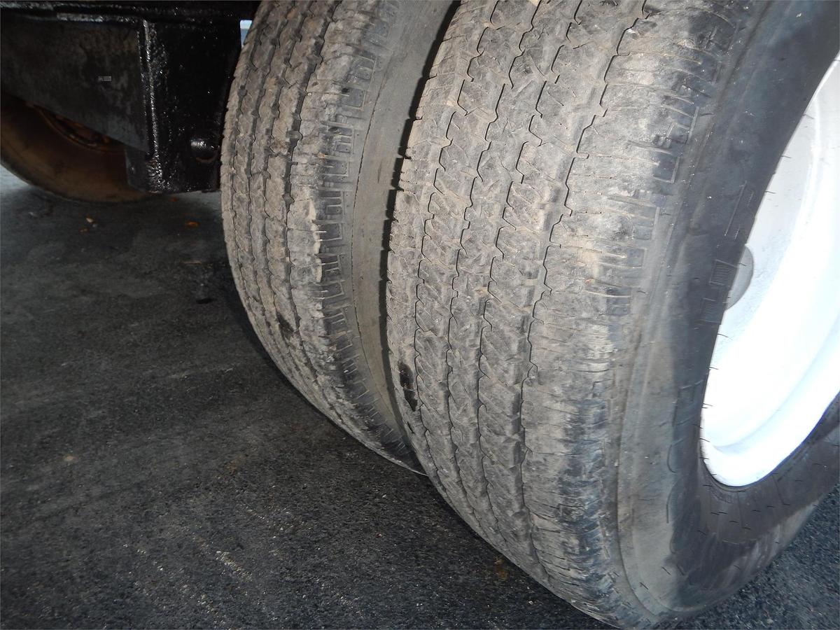 Used 2001 TOWMASTER Fixed Tandem Axle