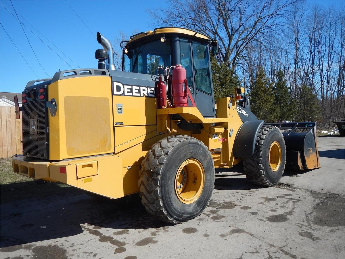 Used 2017 DEERE 624KII