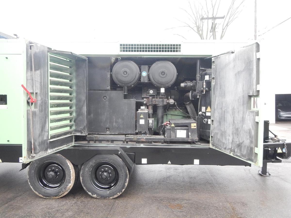 Used 2014 SULLAIR 1600 CFM