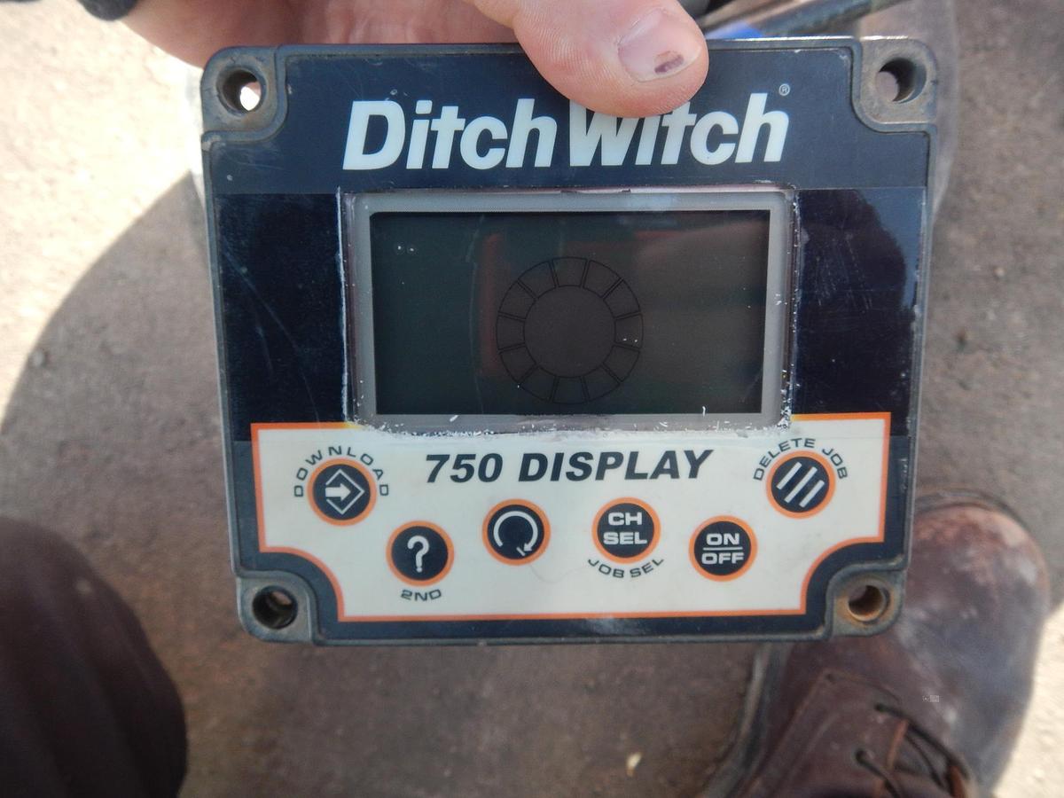Used 2007 DITCH WITCH JT520