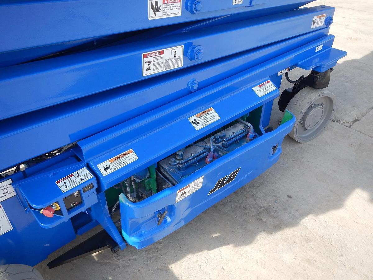 Used 2015 JLG 2646ES