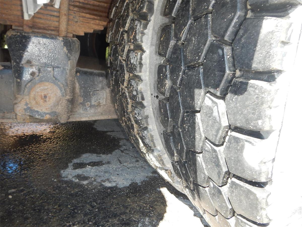 Used 2012 KENWORTH T800