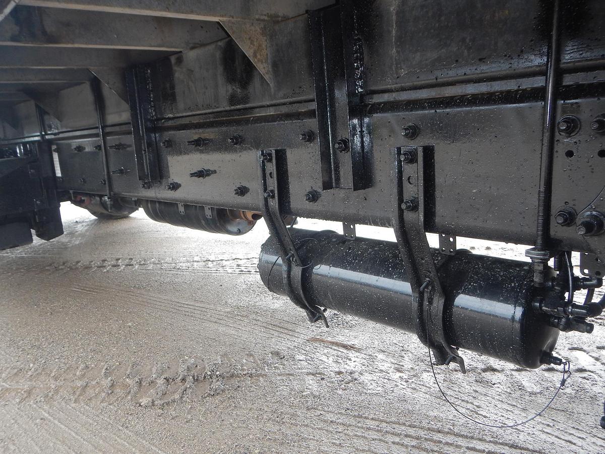 Used 2016 FREIGHTLINER BUSINESS CLASS M2 106