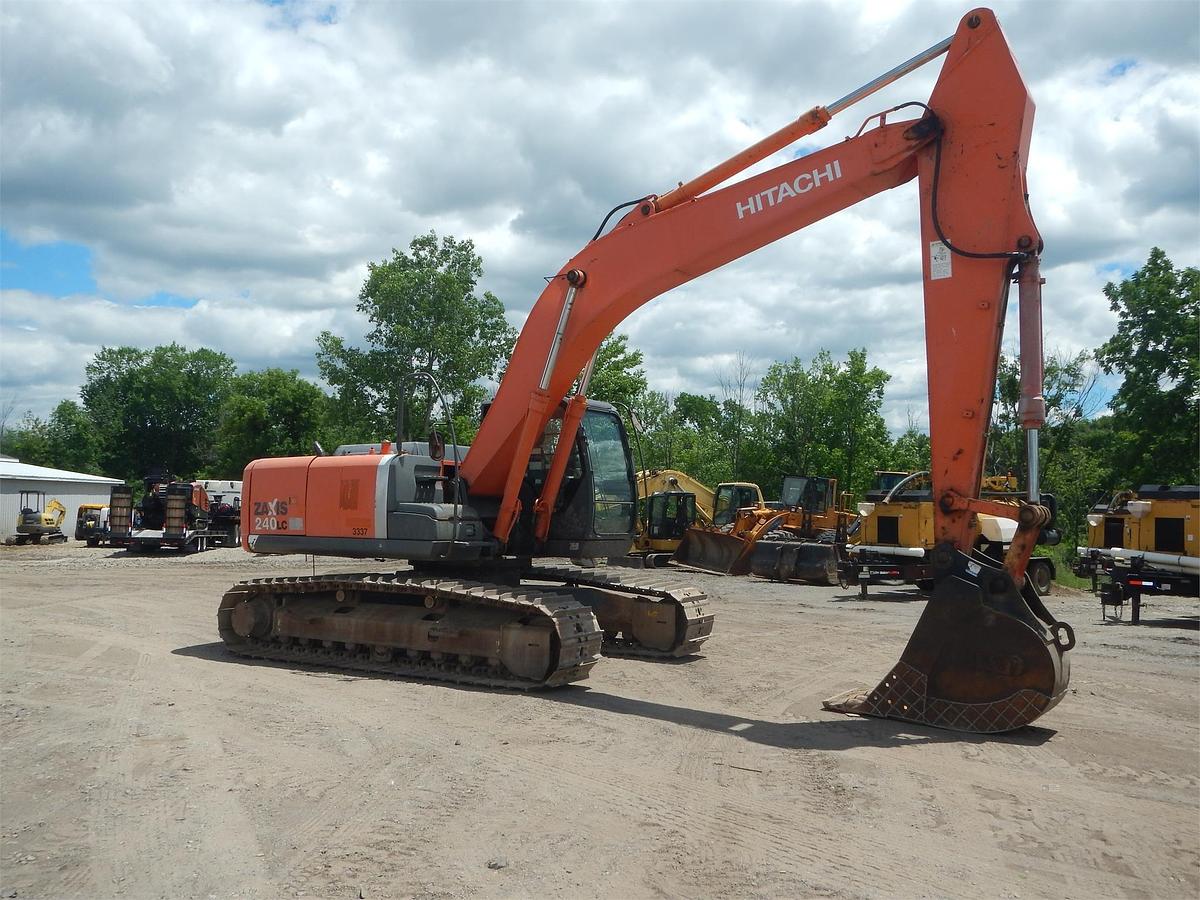 Used 2006 HITACHI ZX240 LC-3