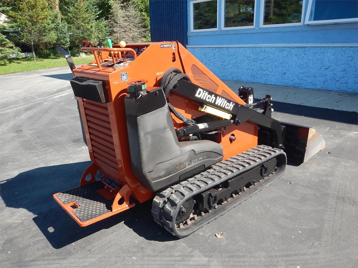 Used 2009 DITCH WITCH SK650