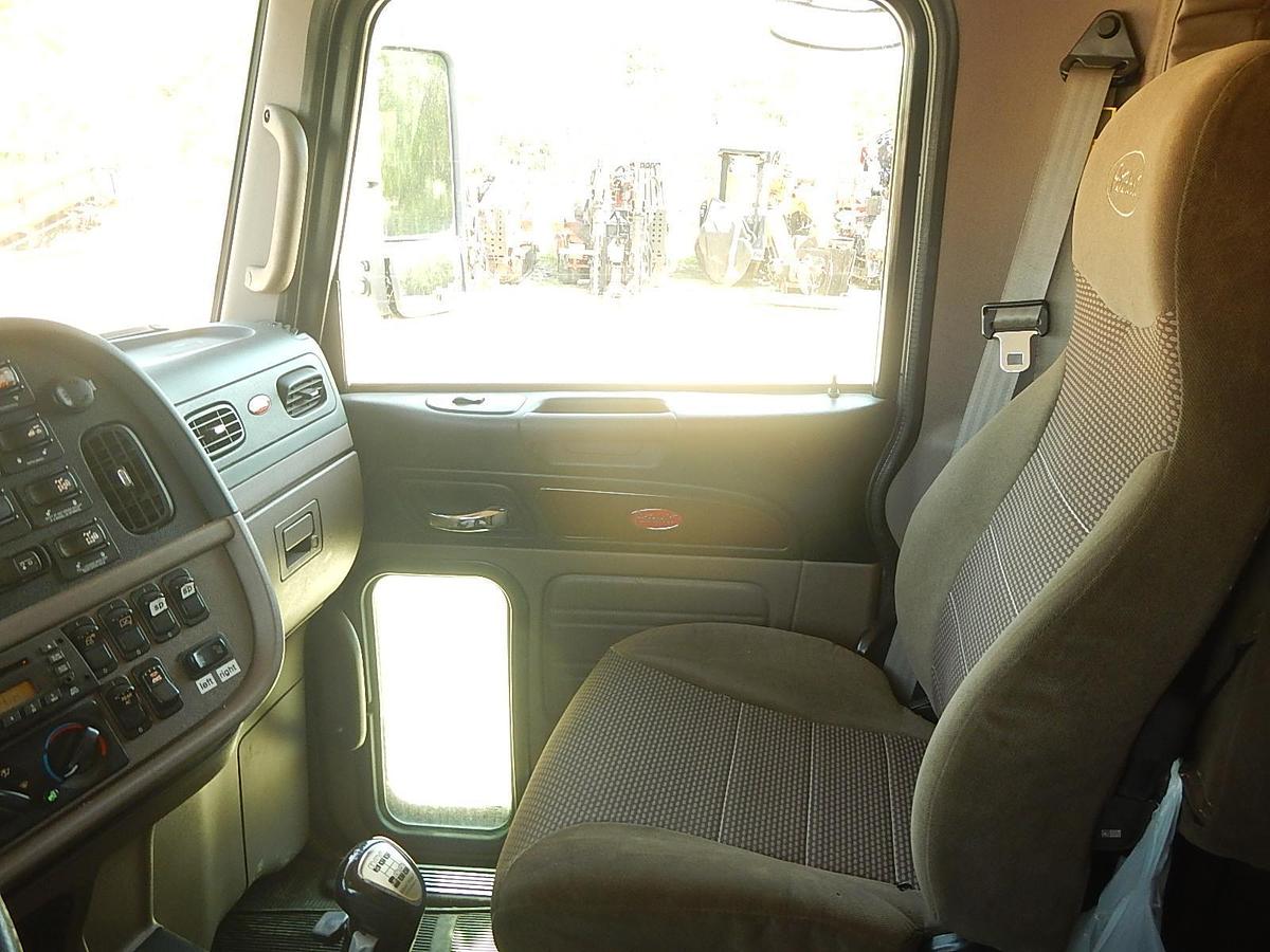 Used 2012 PETERBILT 386