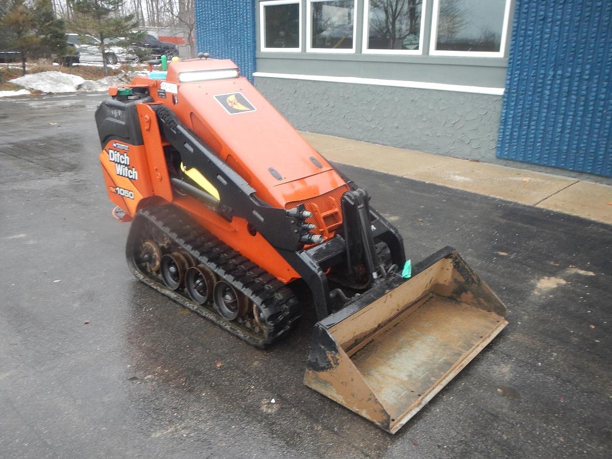 Used 2022 DITCH WITCH SK1050