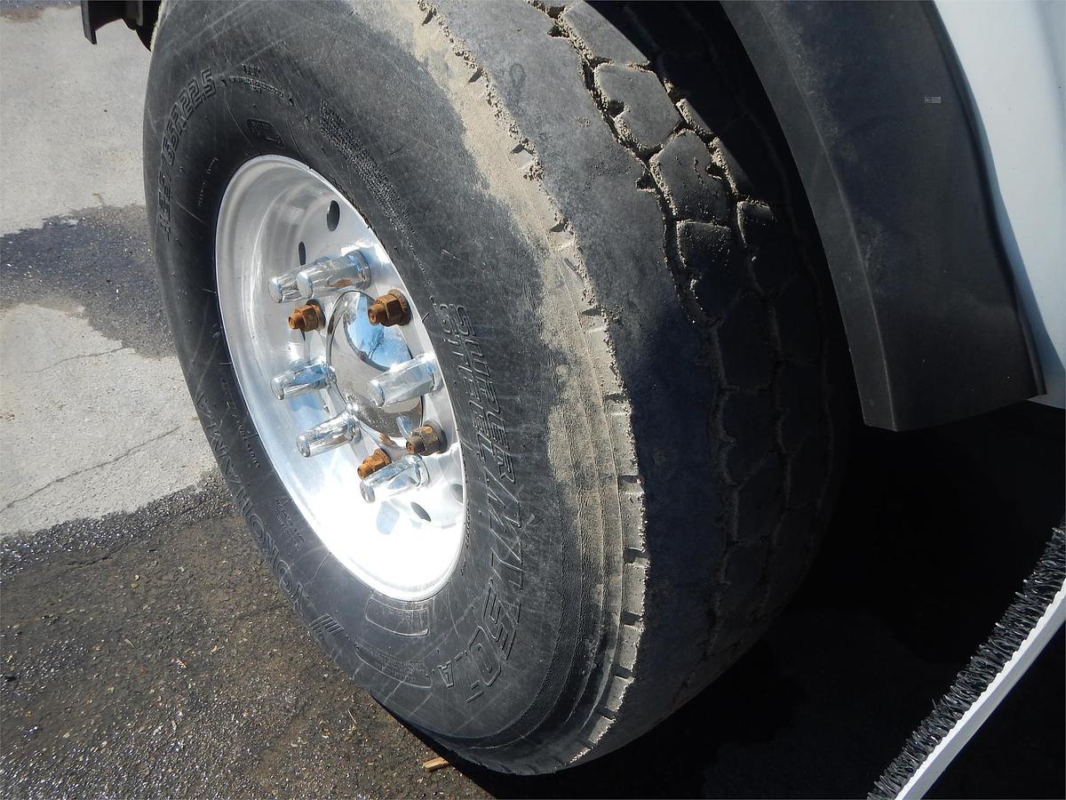 Used 2012 KENWORTH T800