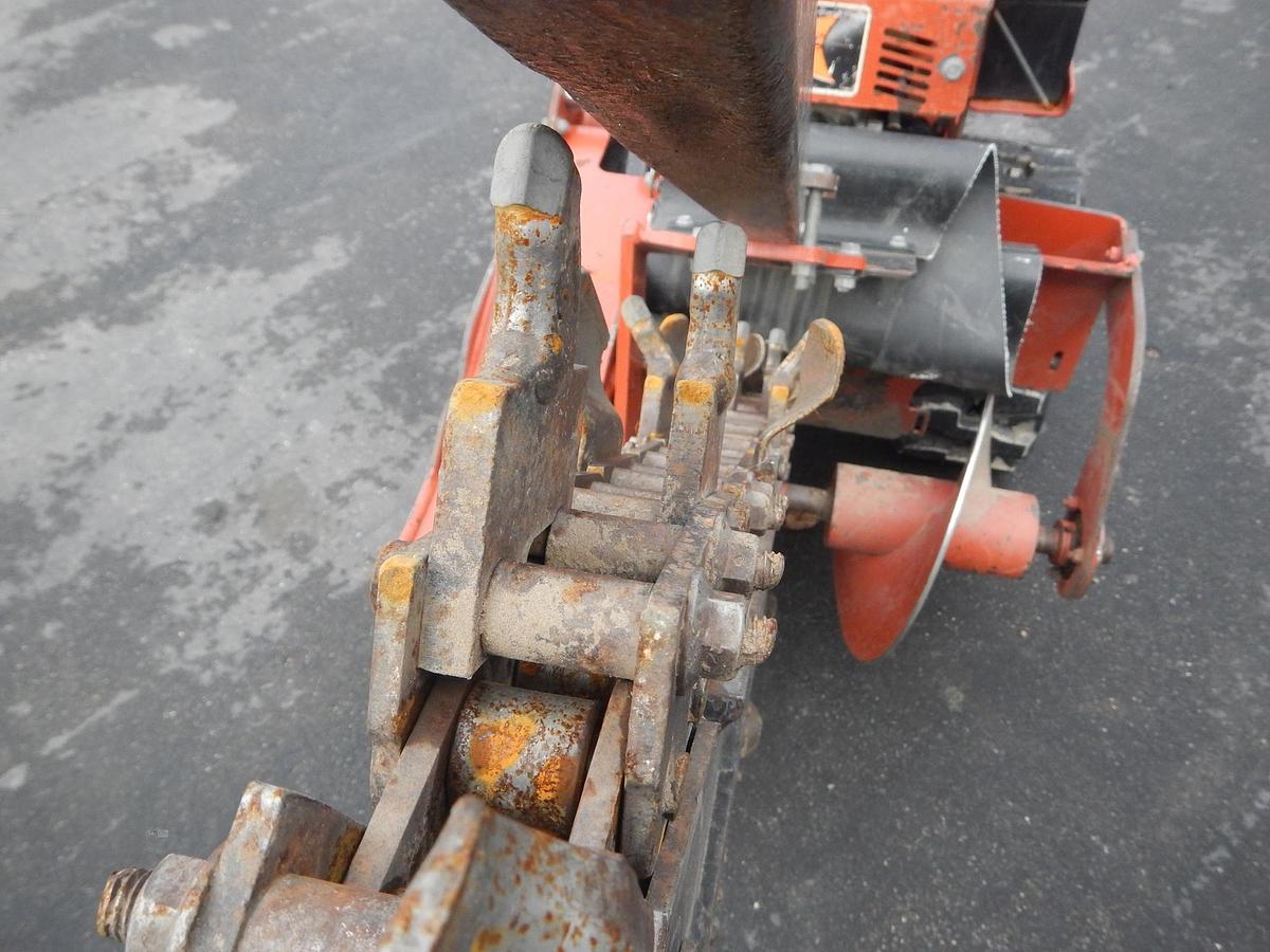 Used 2013 DITCH WITCH RT20