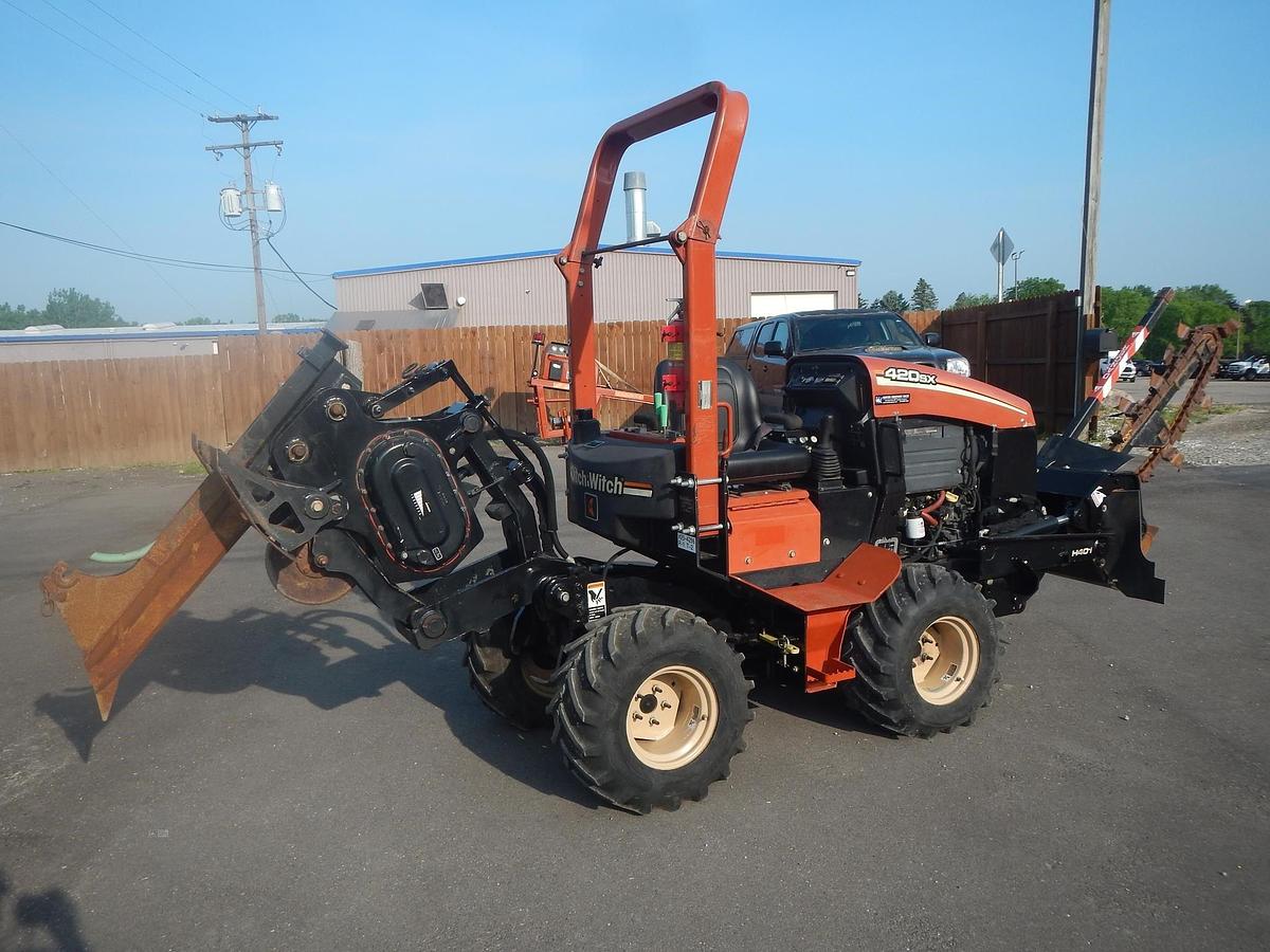 Used 2011 DITCH WITCH 420SX