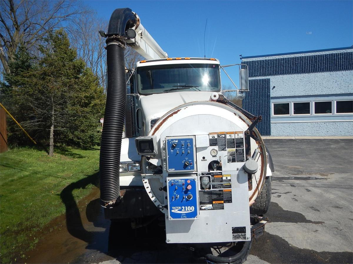 Used 2012 KENWORTH T800