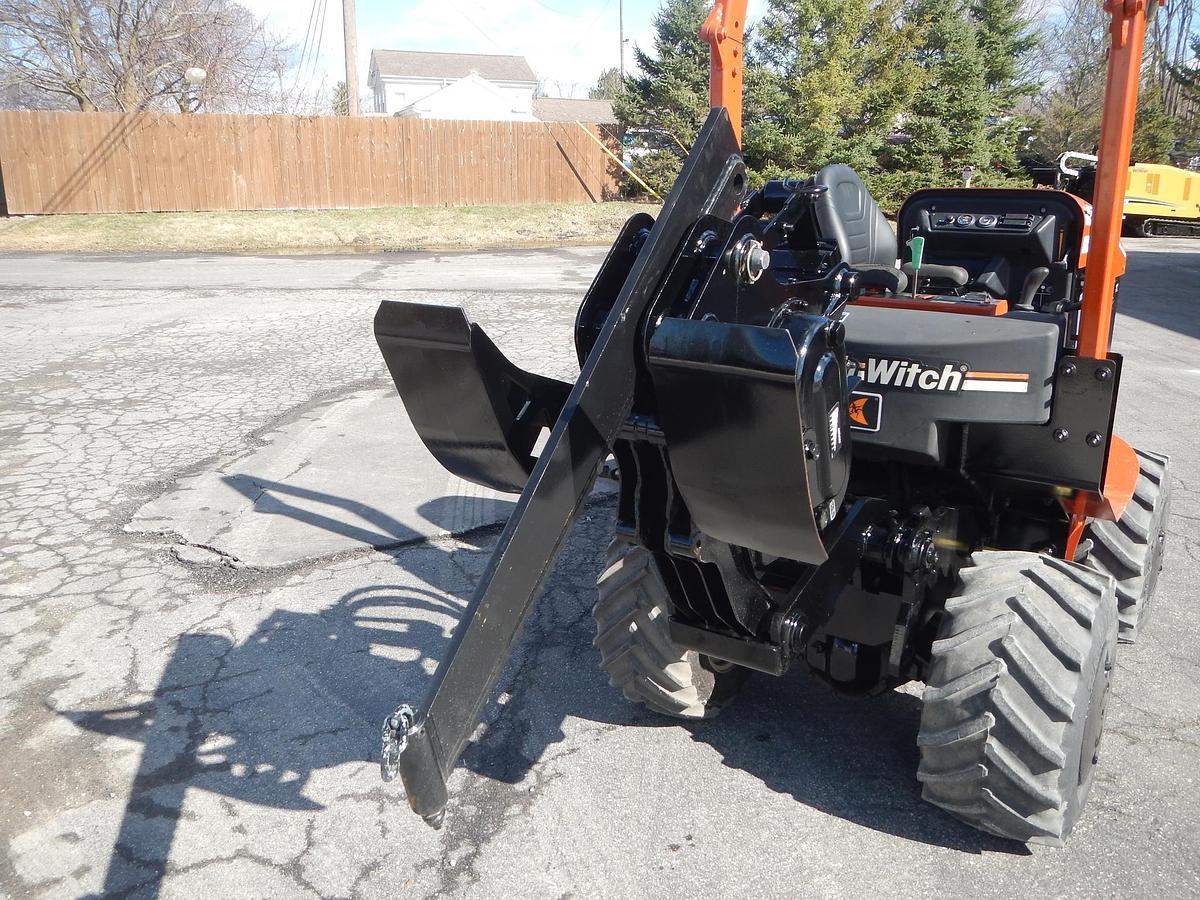 Used 2012 DITCH WITCH 420SX