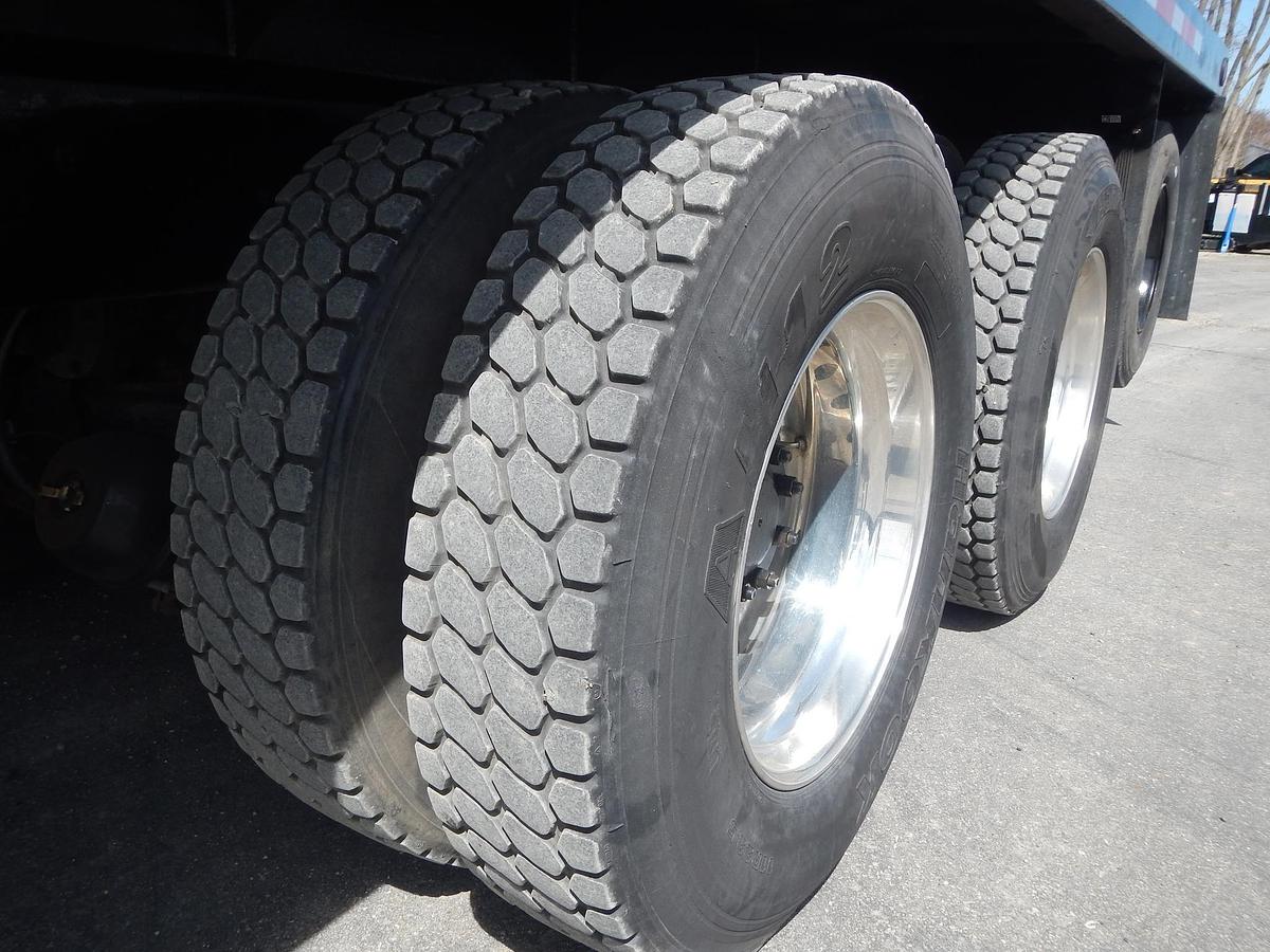 Used 2006 MACK GRANITE CV713