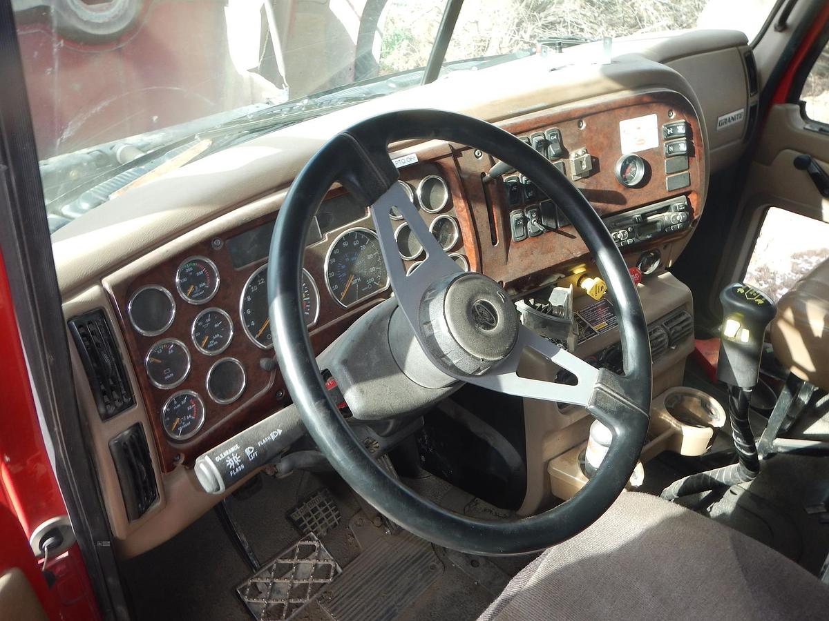 Used 2005 MACK GRANITE CV713