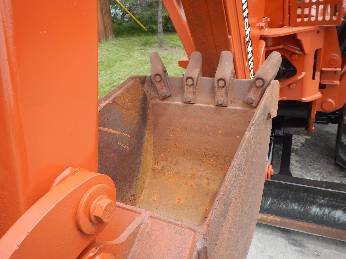 Used 2002 DITCH WITCH RT115H