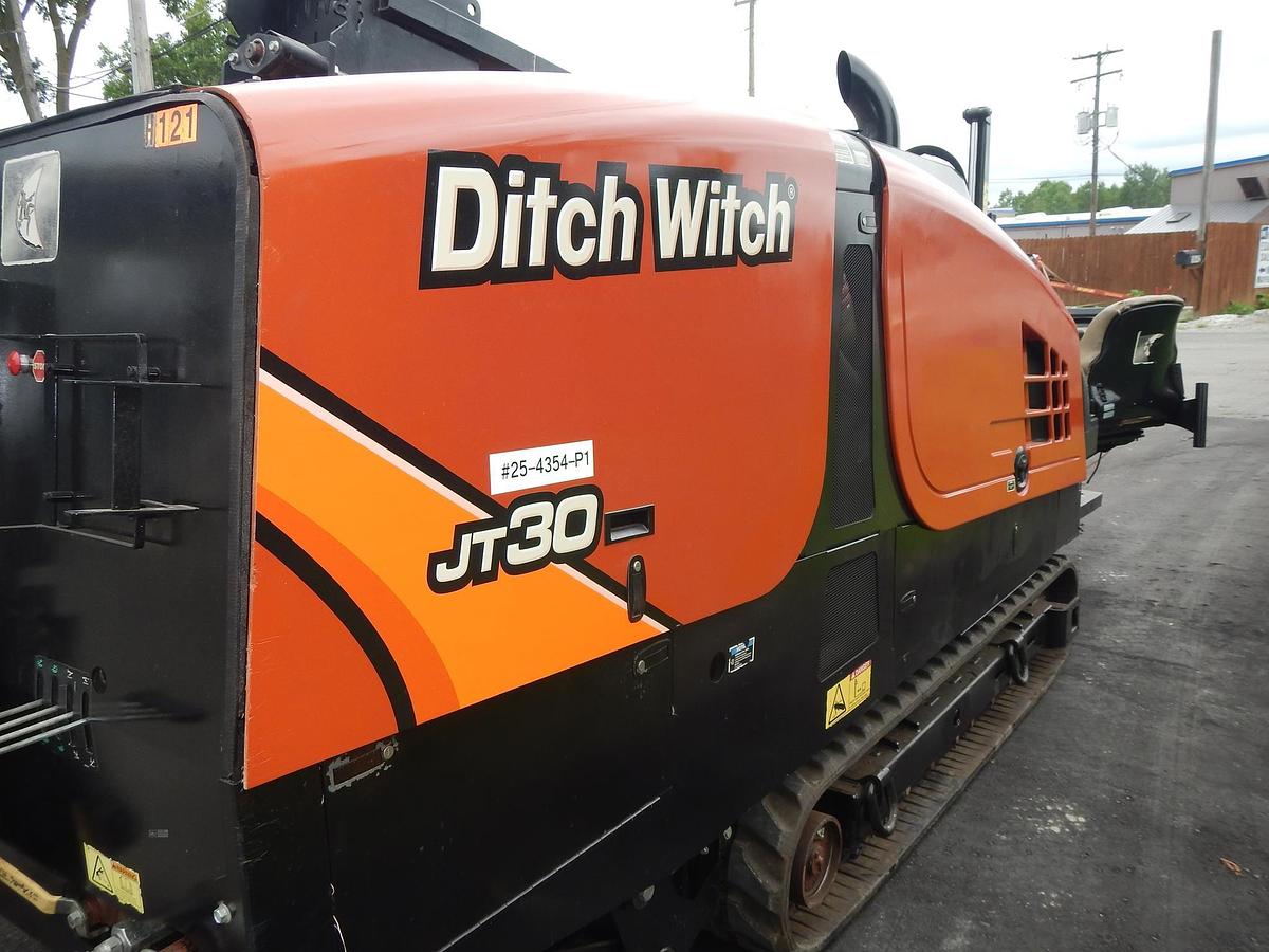 Used 2016 DITCH WITCH JT30AT