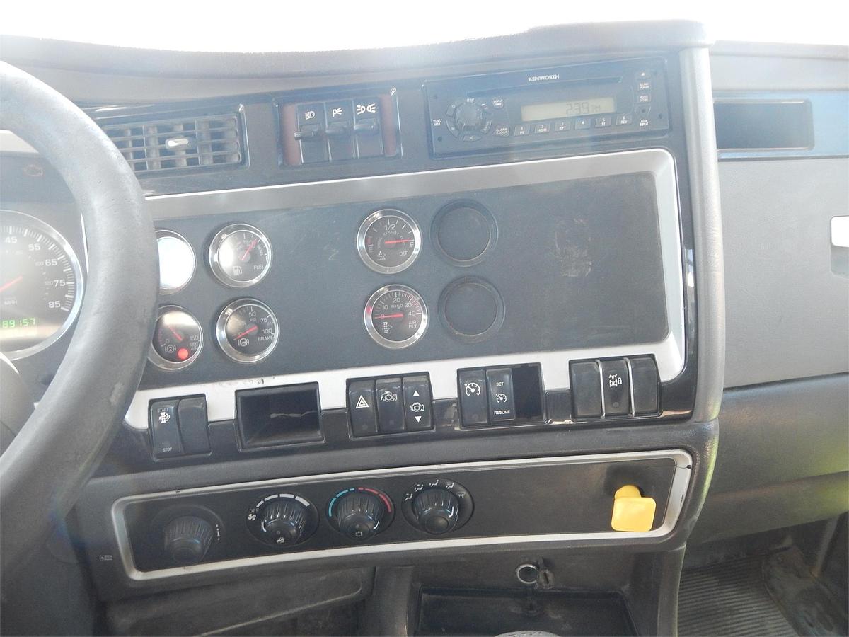 Used 2012 KENWORTH T800
